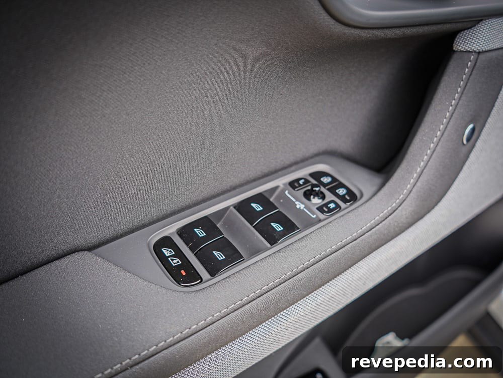 Polestar 2: Built for Urban Driving and City Adventures 25 img 30371 24
