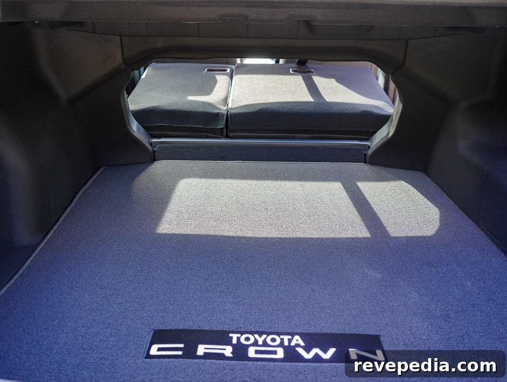 Toyota Crown Returns: New Model Upgrades and What to Expect 17 Toyota Crown gallery 12