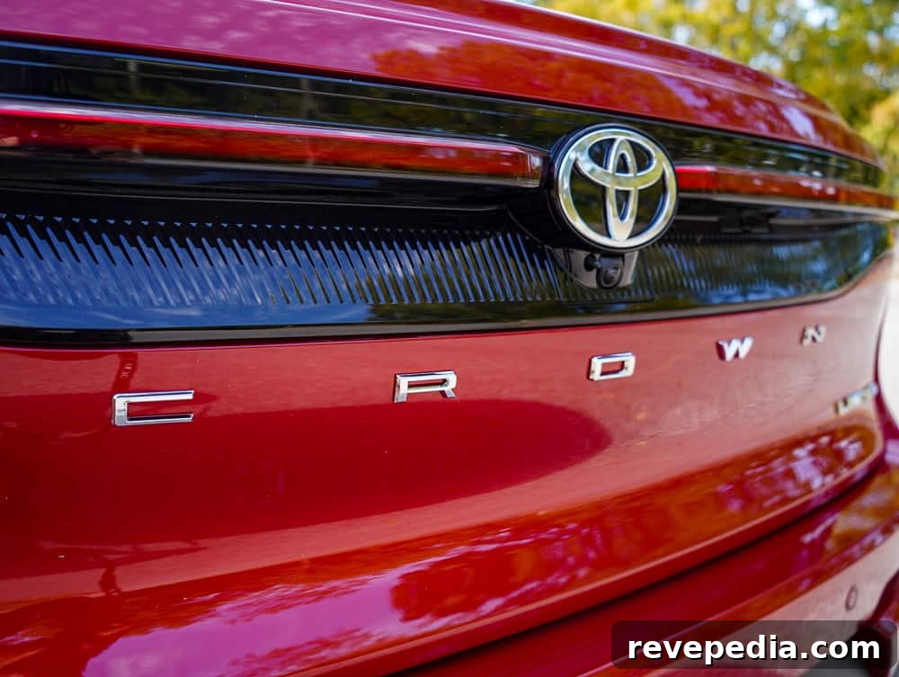 Toyota Crown Returns: New Model Upgrades and What to Expect 19 Toyota Crown gallery 14