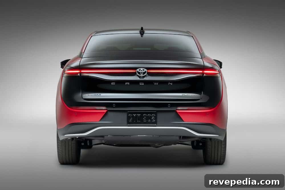 Toyota Crown Returns: New Model Upgrades and What to Expect 42 Toyota Crown press photo 14