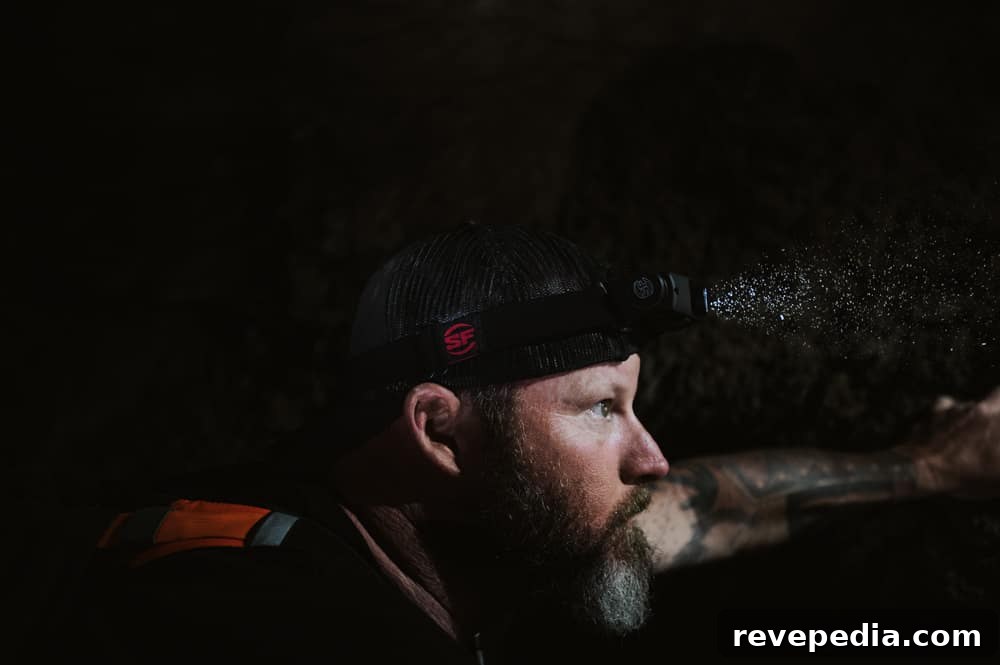 Surefire Maximus Headlamp: 1000-Lumen Hands-Free Illumination 7 img 30945 6