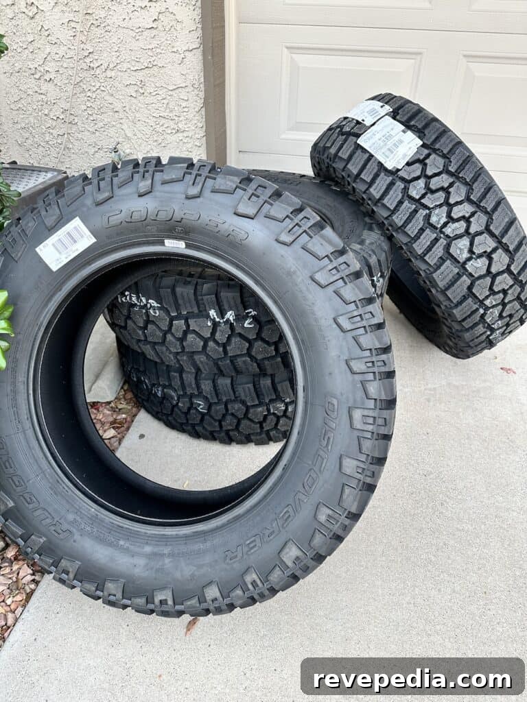 Upgrade Your Ride with Cooper Discoverer Rugged Trek SUV & Truck Tires 2 img 32234 1