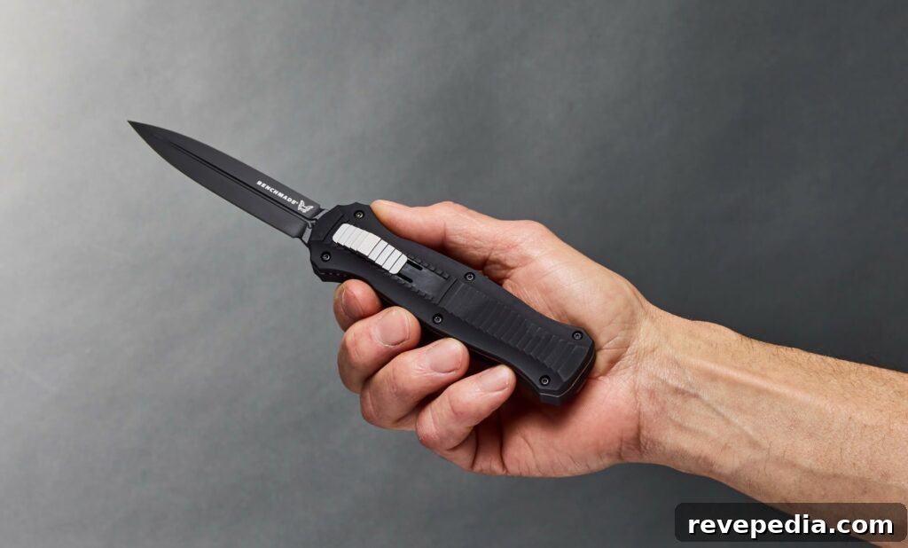 Everyday Carry Out-the-Front Knives: Why You Should Own One 2 Out the Front knife deployed