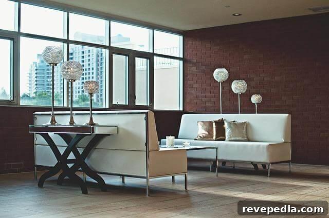 5 Essential Fulfillment Strategies for Home Decor Retailers 2 Stylish living room with modern furniture and large windows