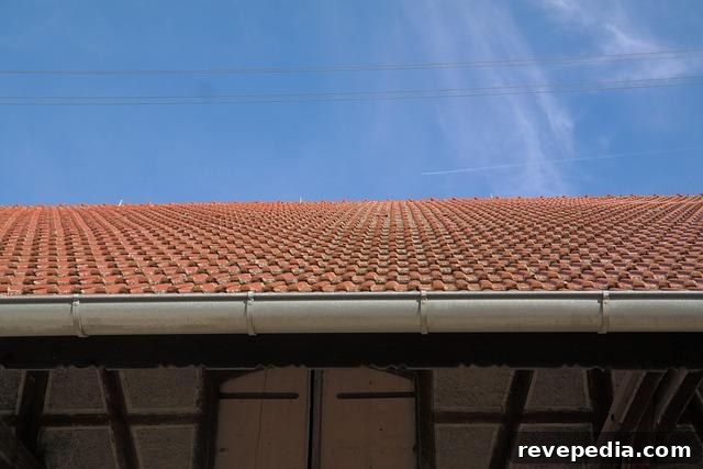 What Determines Roof Replacement Costs? 3 Roof Pitch