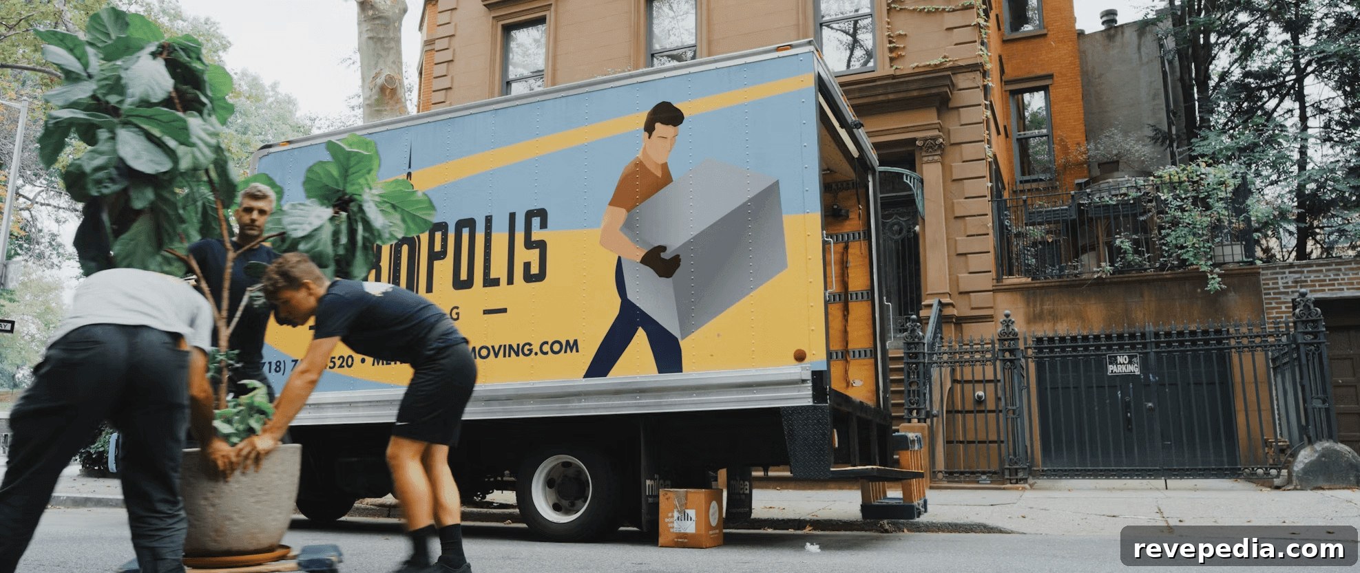 Moving to McLean? Essential Tasks to Complete Before Moving Day 2 Couple standing next to a moving truck