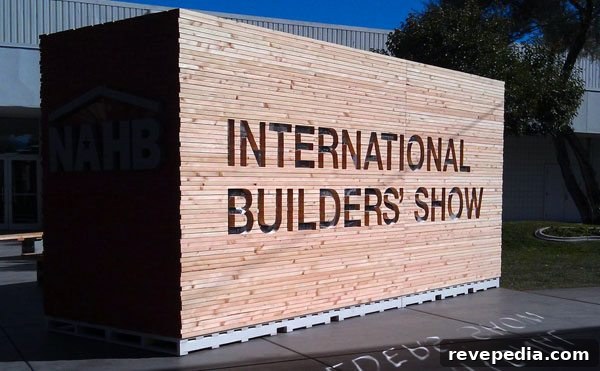builders-show-sign