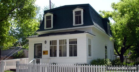 Roof Types Photo Gallery: Examples of Shingles, Metal & Tile 10 mansard-roof