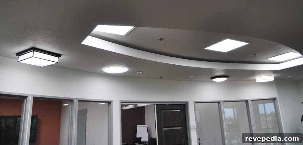 Interior decorative fixtures
