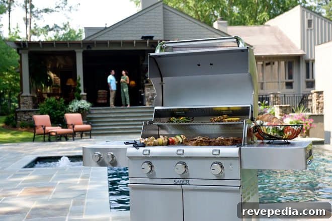 outdoor-kitchen-living