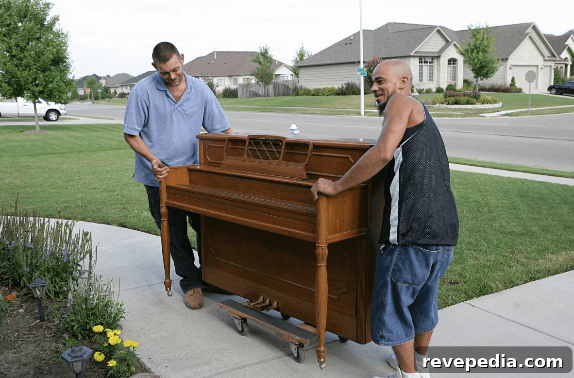 How Chicago Movers Get a Piano Up a Staircase 2 Move a Piano Up