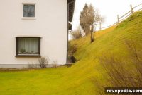5 Commercial Erosion Control Techniques You Can Use at Home